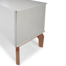 Carregar imagem no visualizador da galeria, Buffet Oasi Pés em Madeira Maciça de Eucalipto