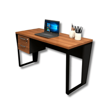 Carregar imagem no visualizador da galeria, Escrivaninha 135cm com Gaveteiro Suspenso 2 Gavetas Pés em Metal
